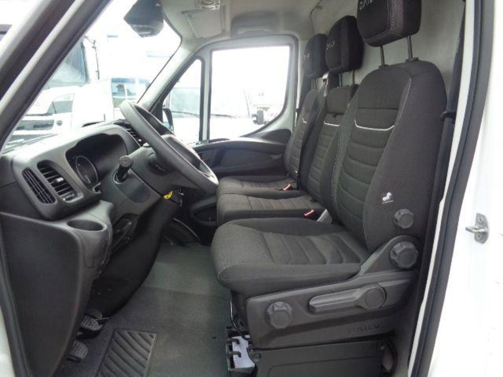 Iveco Daily Furgone usata a Brescia (10)