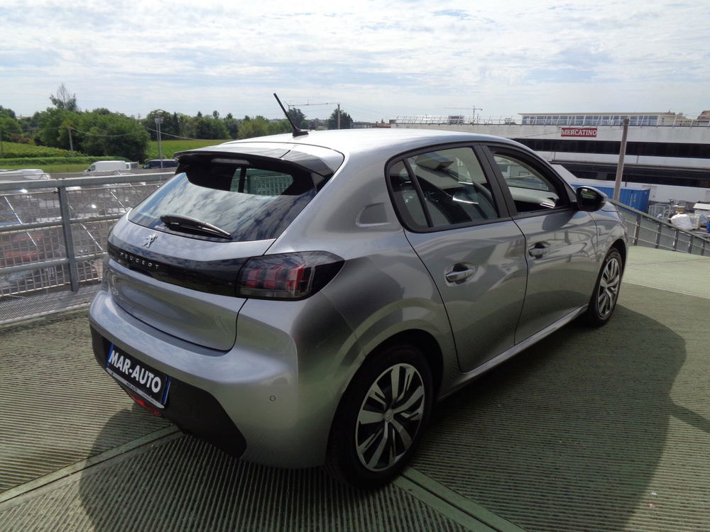 Peugeot 208 usata a Treviso (3)