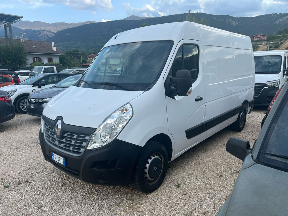 Renault Master Furgone usata a L'Aquila