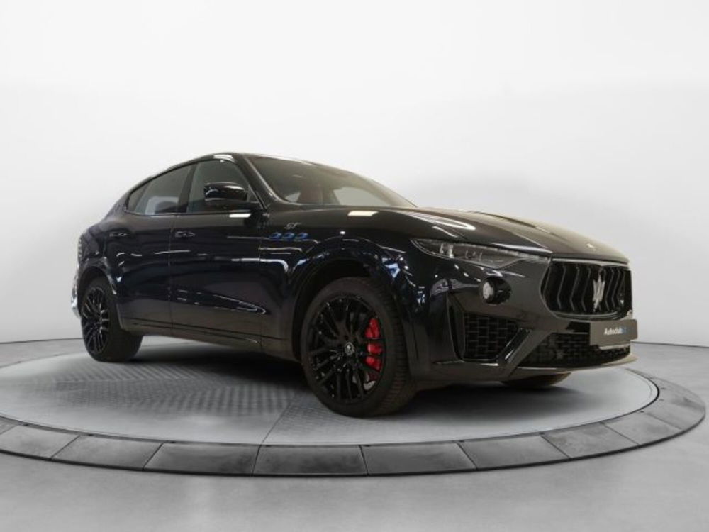 Maserati Levante usata a Modena (16)