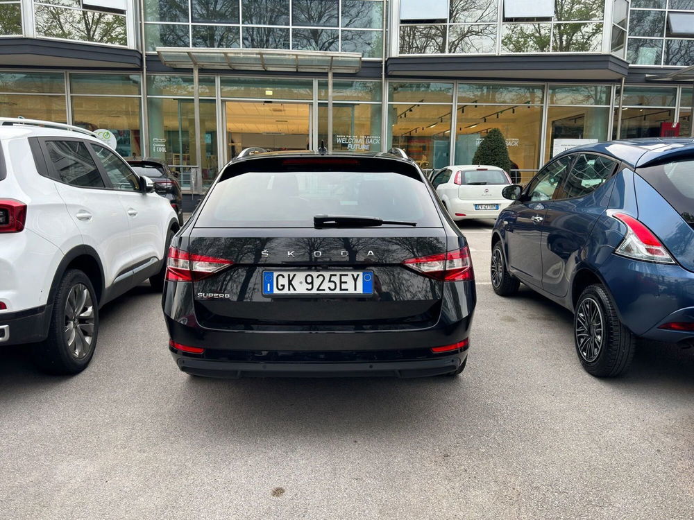 Skoda Superb usata a Salerno (10)