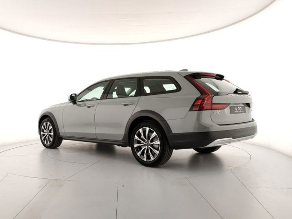 Volvo V90 Cross Country nuova a Modena (3)