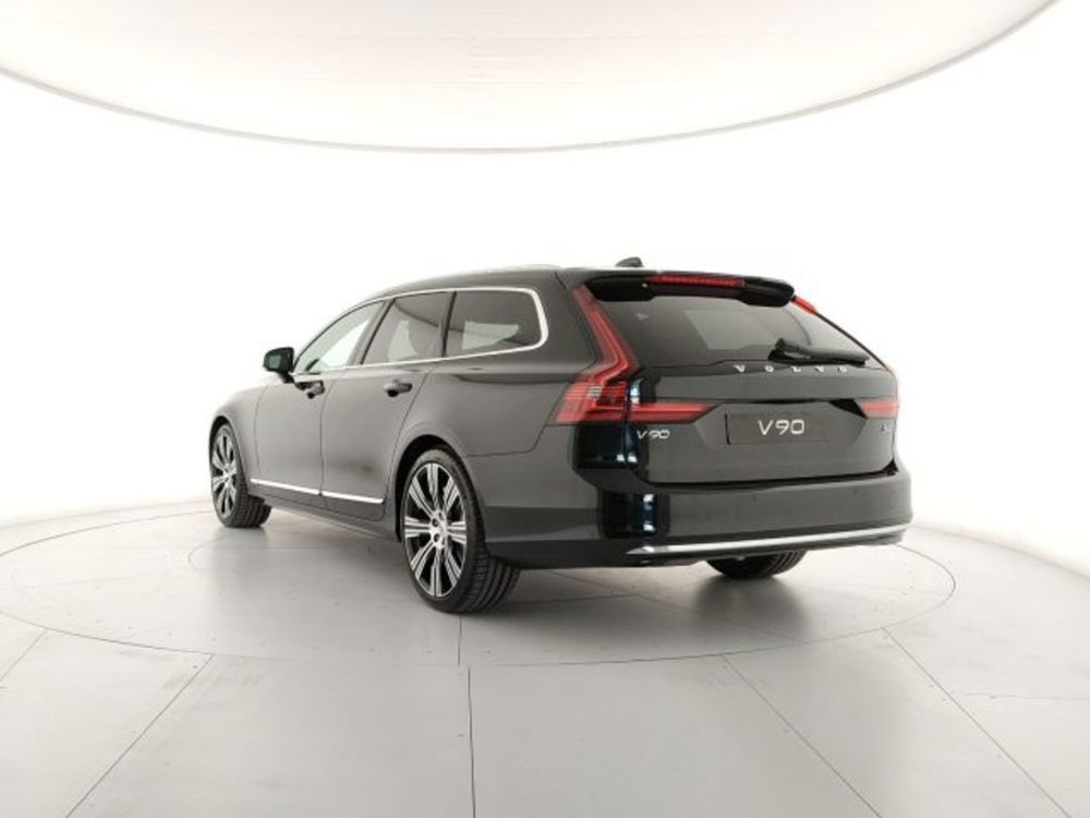 Volvo V90 nuova a Modena (3)