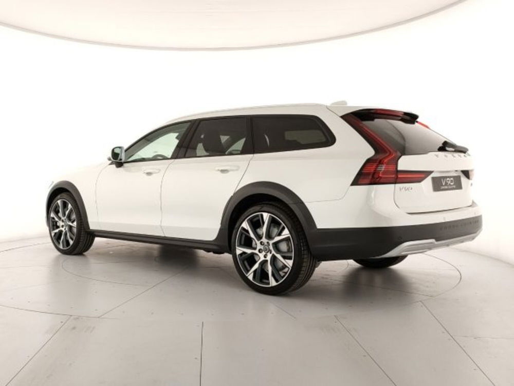 Volvo V90 Cross Country nuova a Modena (3)