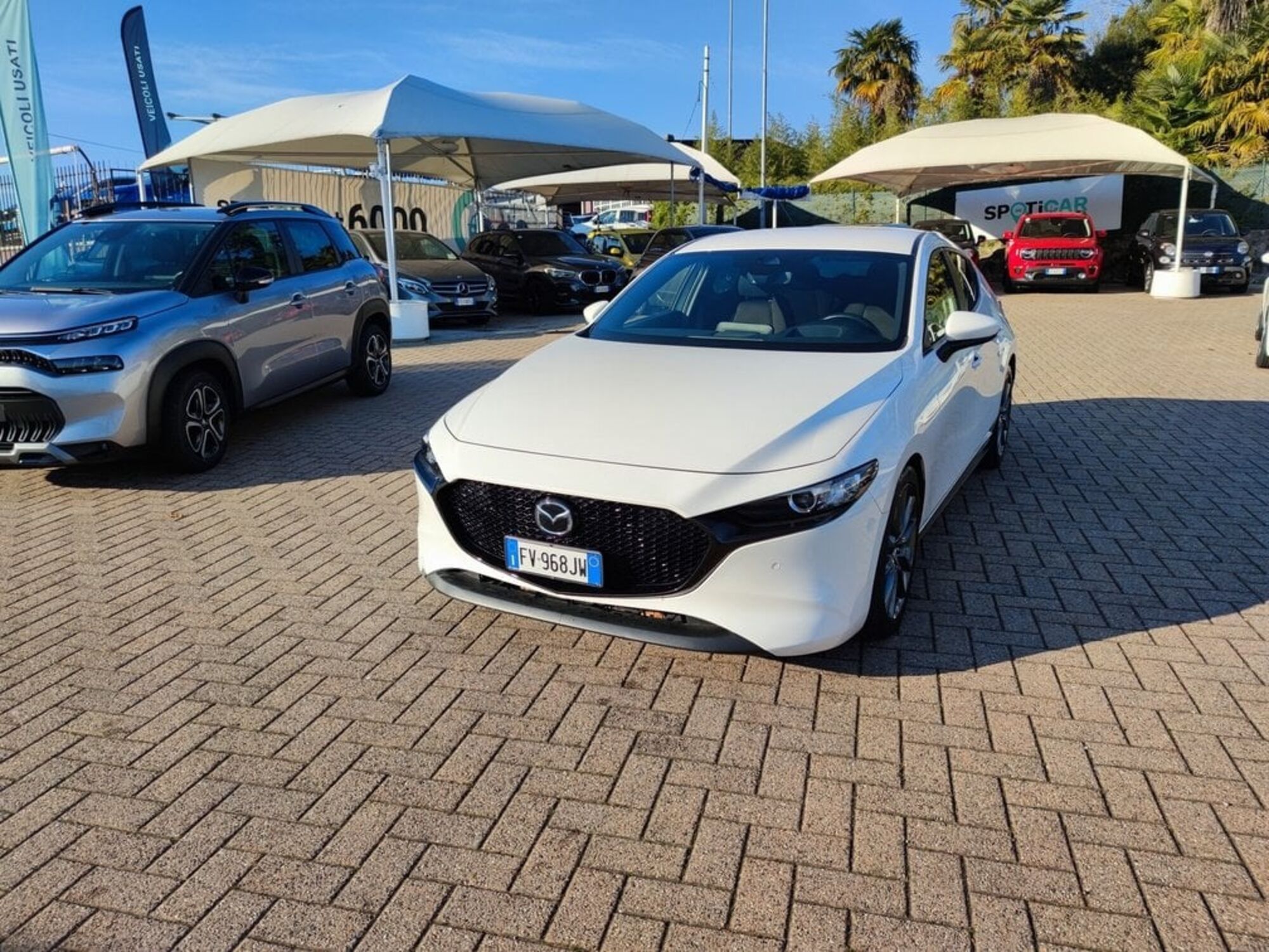 Mazda Mazda3 5p 2.0 m-hybrid Prime Line 122cv del 2019 usata a Erba