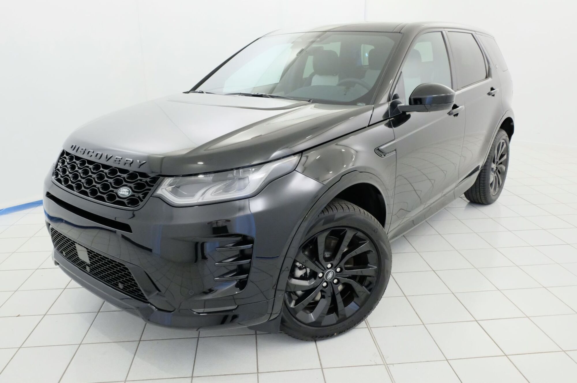 Land Rover Discovery Sport 2.0 TD4 163 CV AWD Auto SE  nuova a Castel d&#039;Ario