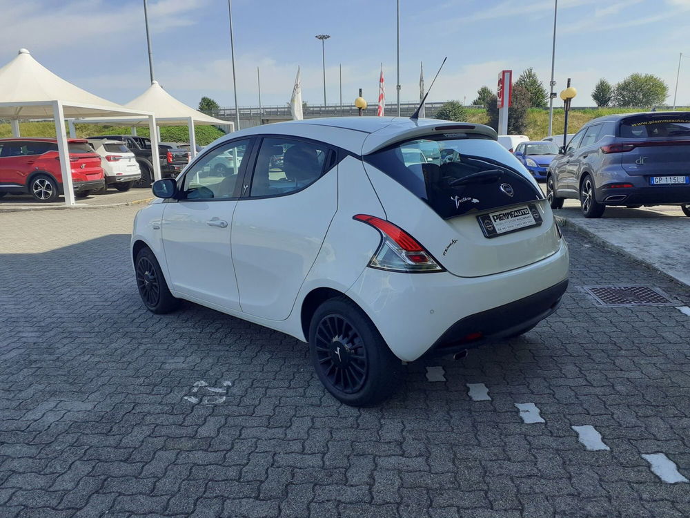 Lancia Ypsilon usata a Piacenza (5)