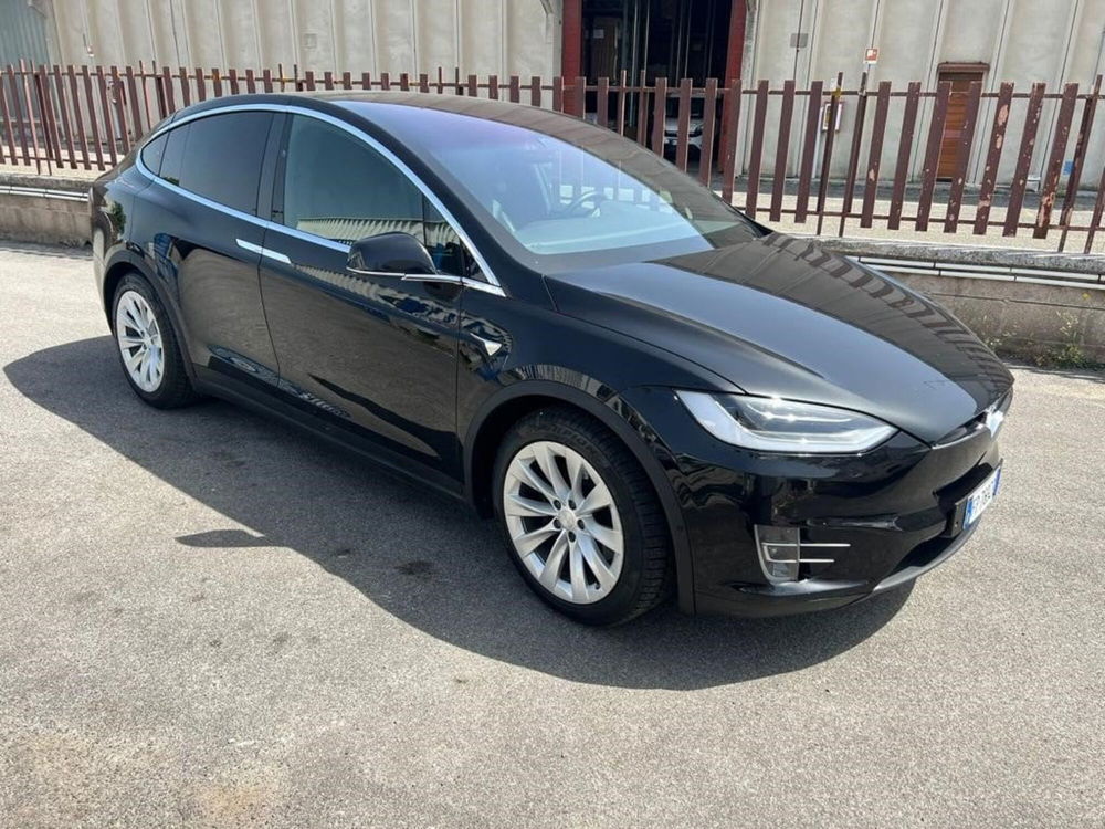 Tesla Model X usata a Salerno (12)