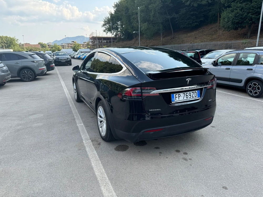 Tesla Model X usata a Salerno (3)