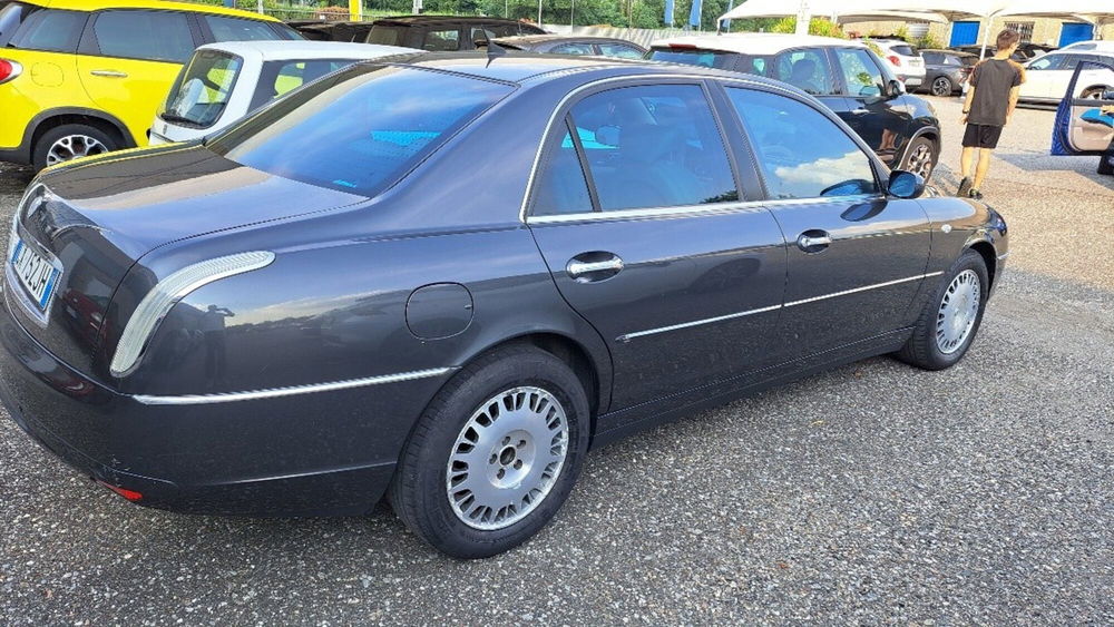 Lancia Thesis usata a Varese (16)