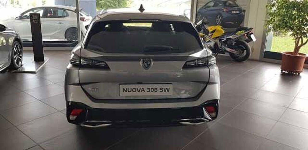 Peugeot 308 SW nuova a Pordenone (4)