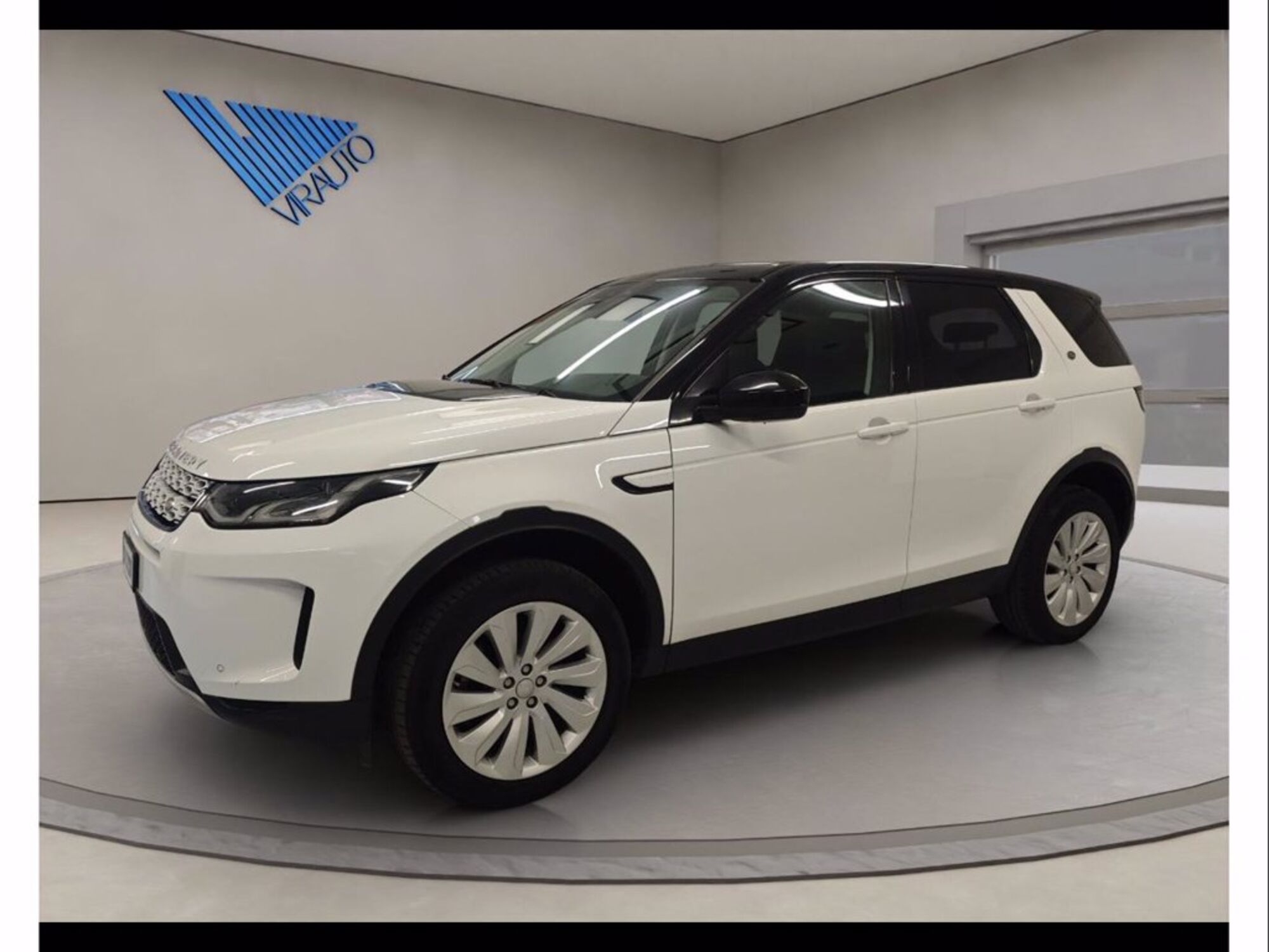 Land Rover Discovery Sport 2.0D I4-L.Flw 150 CV AWD Auto del 2020 usata a Catania