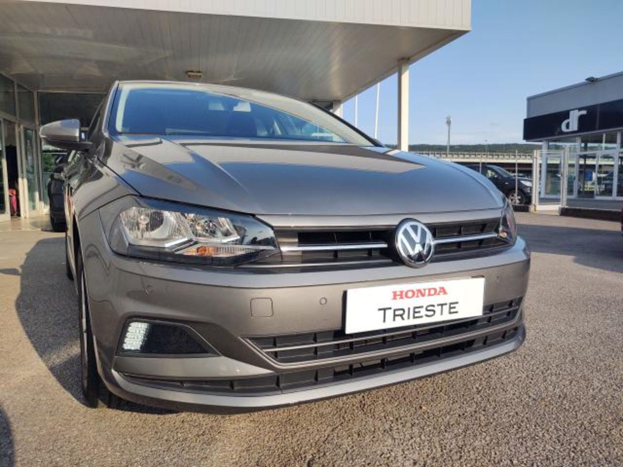 Volkswagen Polo 1.0 MPI 75 CV 5p. Comfortline del 2018 usata a Muggia