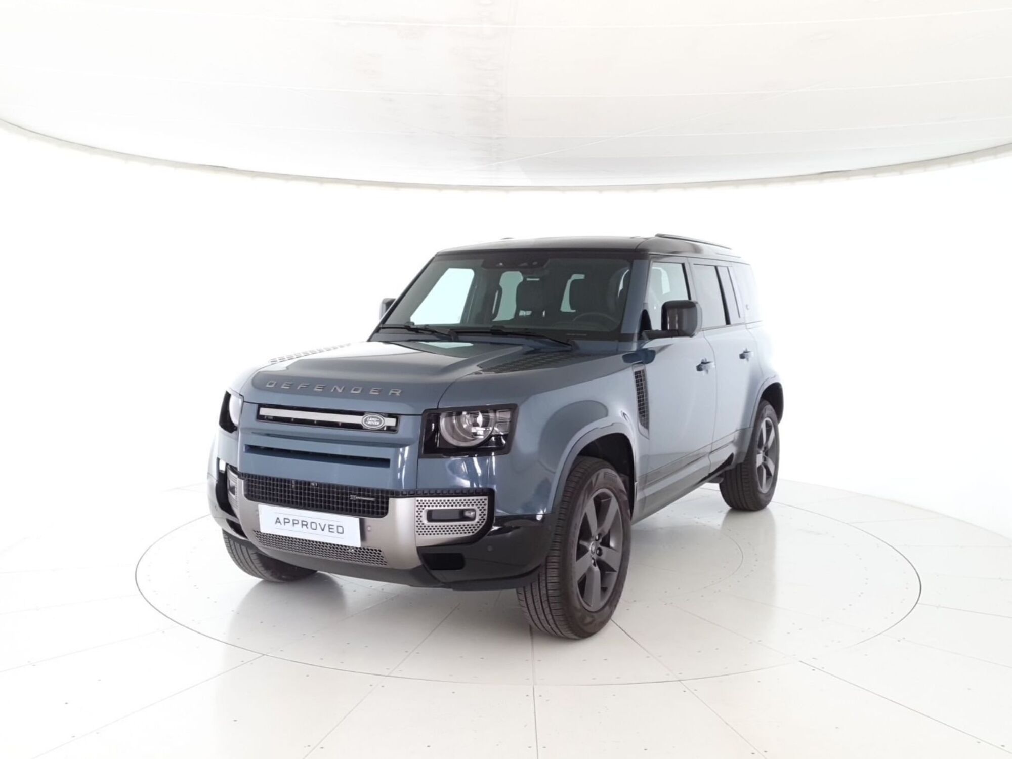 Land Rover Defender 110 3.0d i6 mhev X-Dynamic HSE awd 250cv auto del 2023 usata a Monza