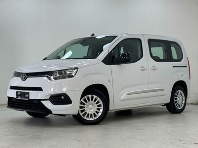 Toyota Proace City Verso City Verso 1.5D 100 CV S&amp;S Short D Lounge  nuova a Lurate Caccivio