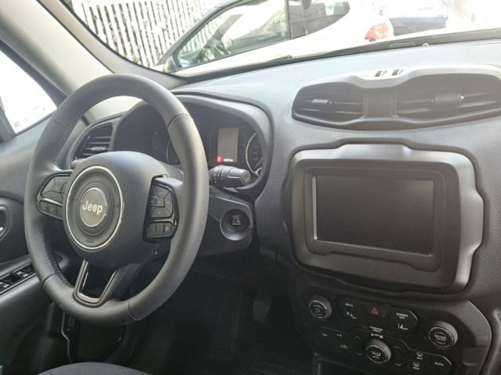 Jeep Renegade usata a Napoli (9)