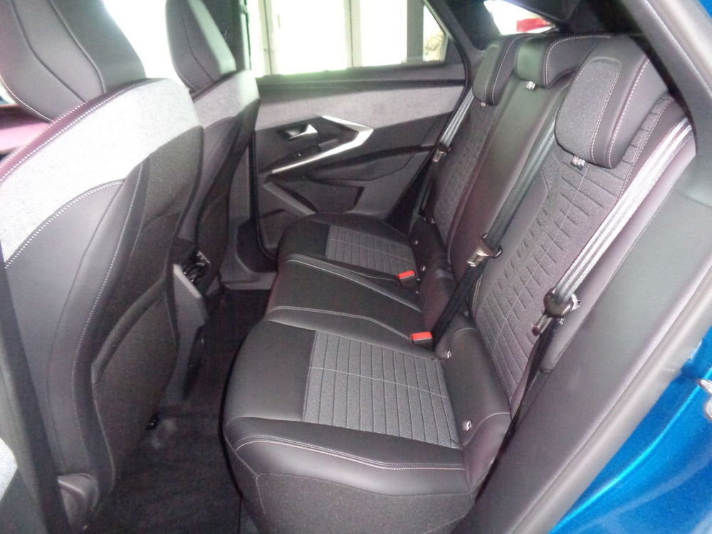 Peugeot 3008 nuova a Treviso (9)