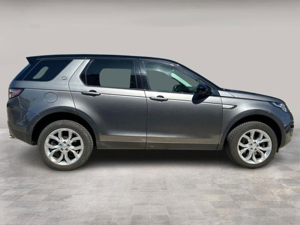 Land Rover Discovery Sport usata a Cagliari (6)