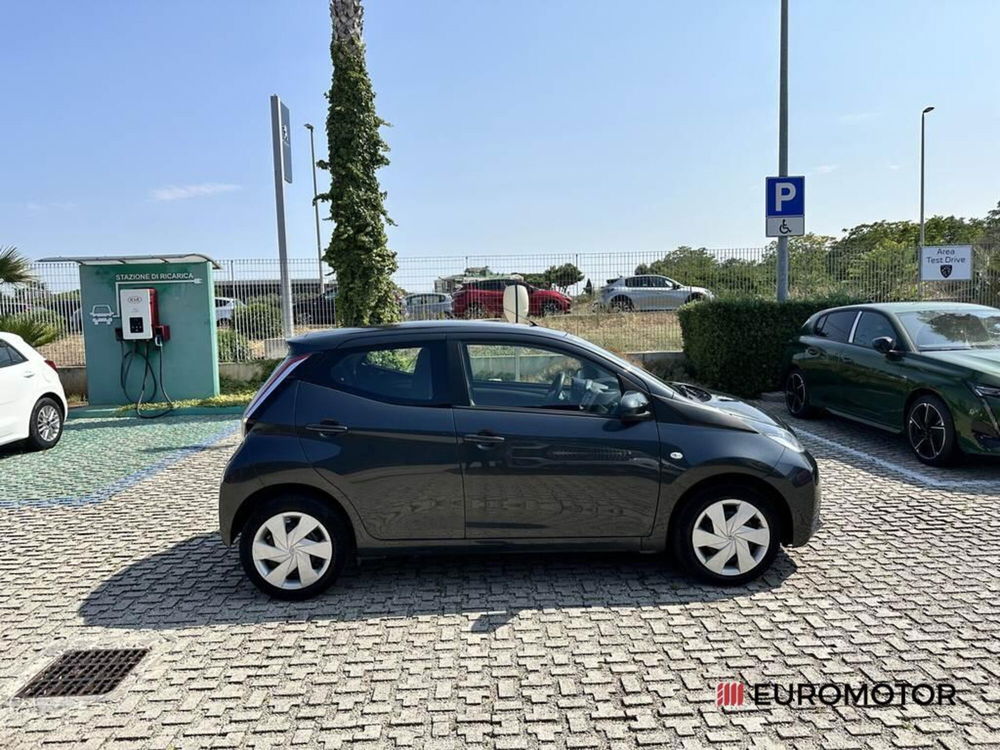 Toyota Aygo usata a Bari (4)