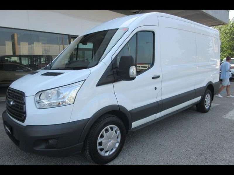 Ford Transit Furgone 350 fwd 2.0 ecoblue 130cv trend L3H2 auto del 2016 usata a Vicenza