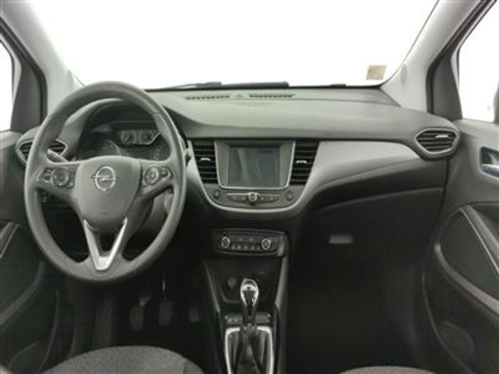 Opel Crossland X usata a Bari (14)