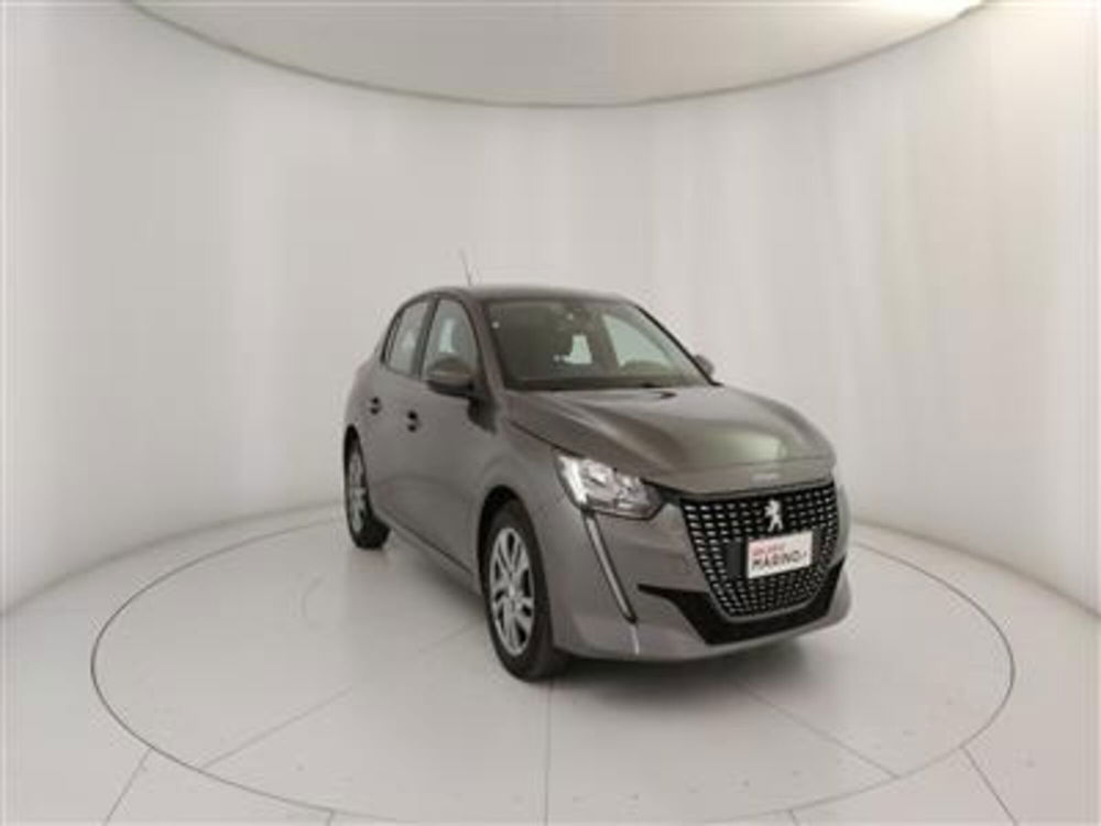 Peugeot 208 usata a Bari (11)