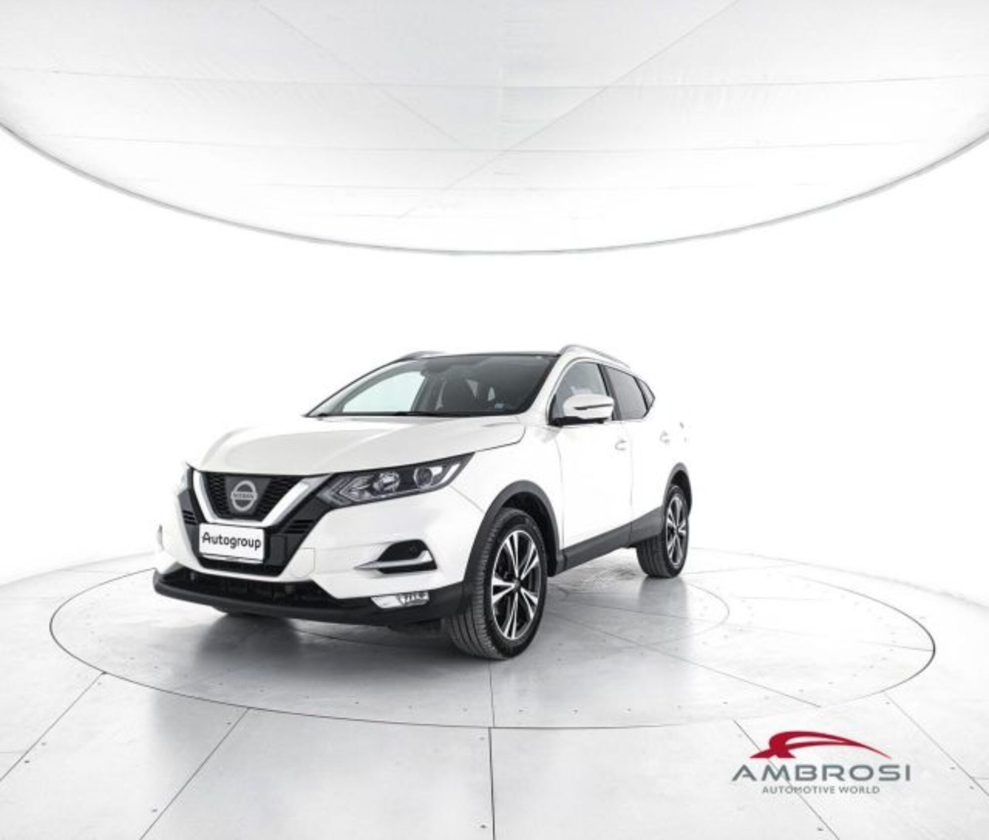 Nissan Qashqai 1.6 dCi 4WD N-Connecta  del 2017 usata a Corciano