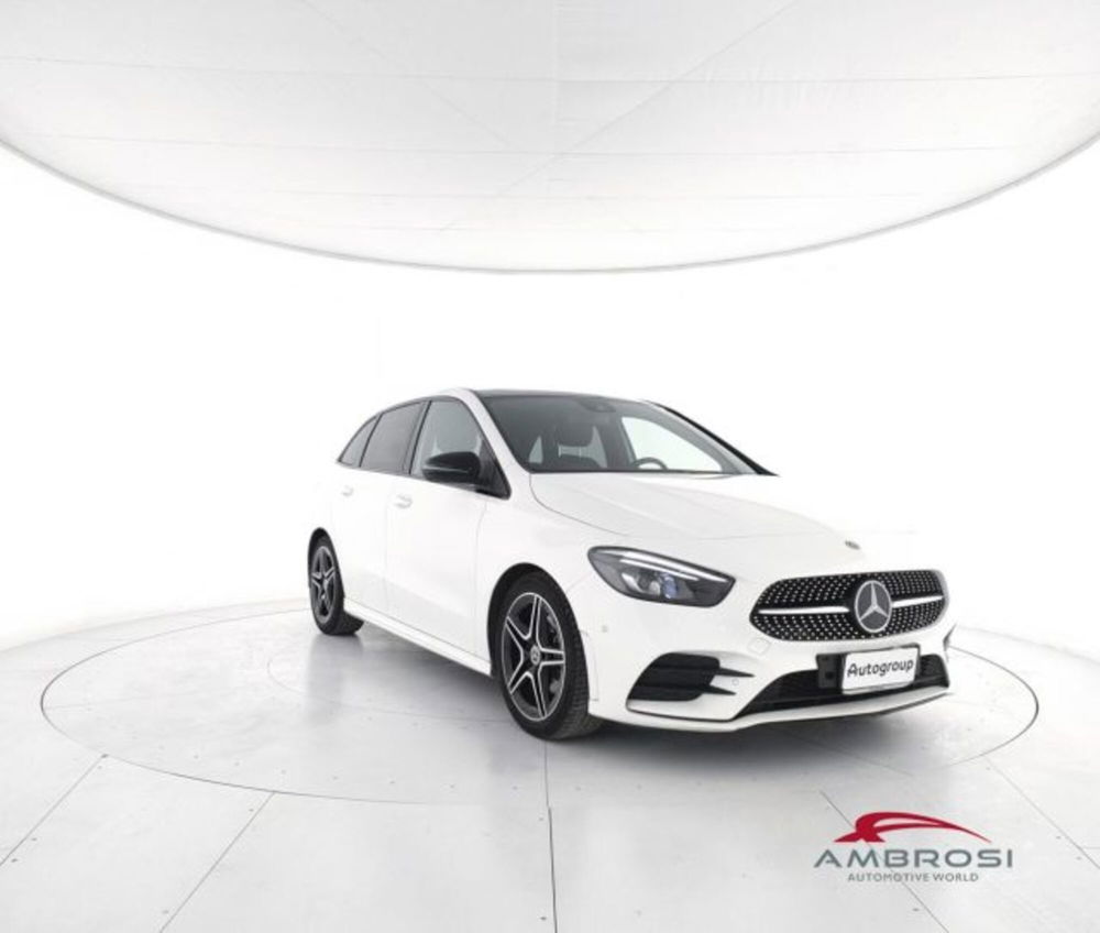 Mercedes-Benz CLA Shooting Brake usata a Perugia (2)