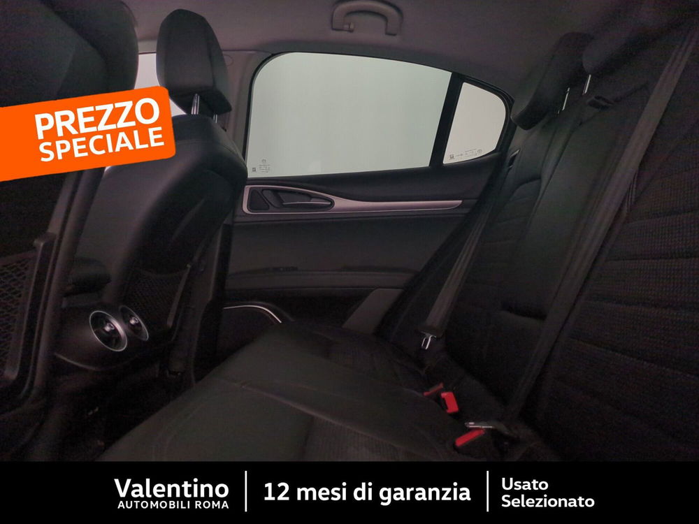 Alfa Romeo Stelvio usata a Roma (15)