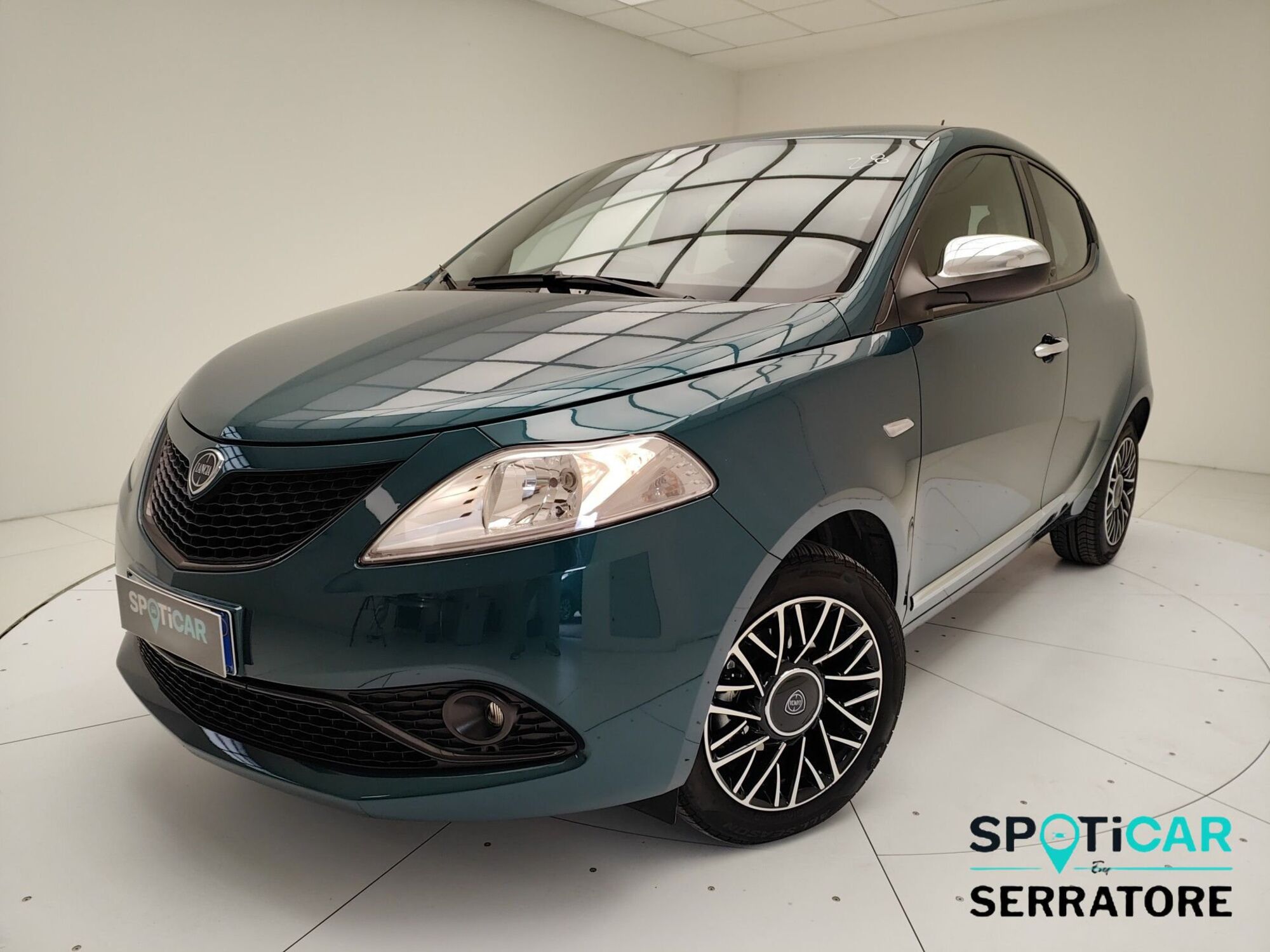 Lancia Ypsilon 1.0 FireFly 5 porte S&amp;S Hybrid Ecochic Gold  del 2020 usata a Erba