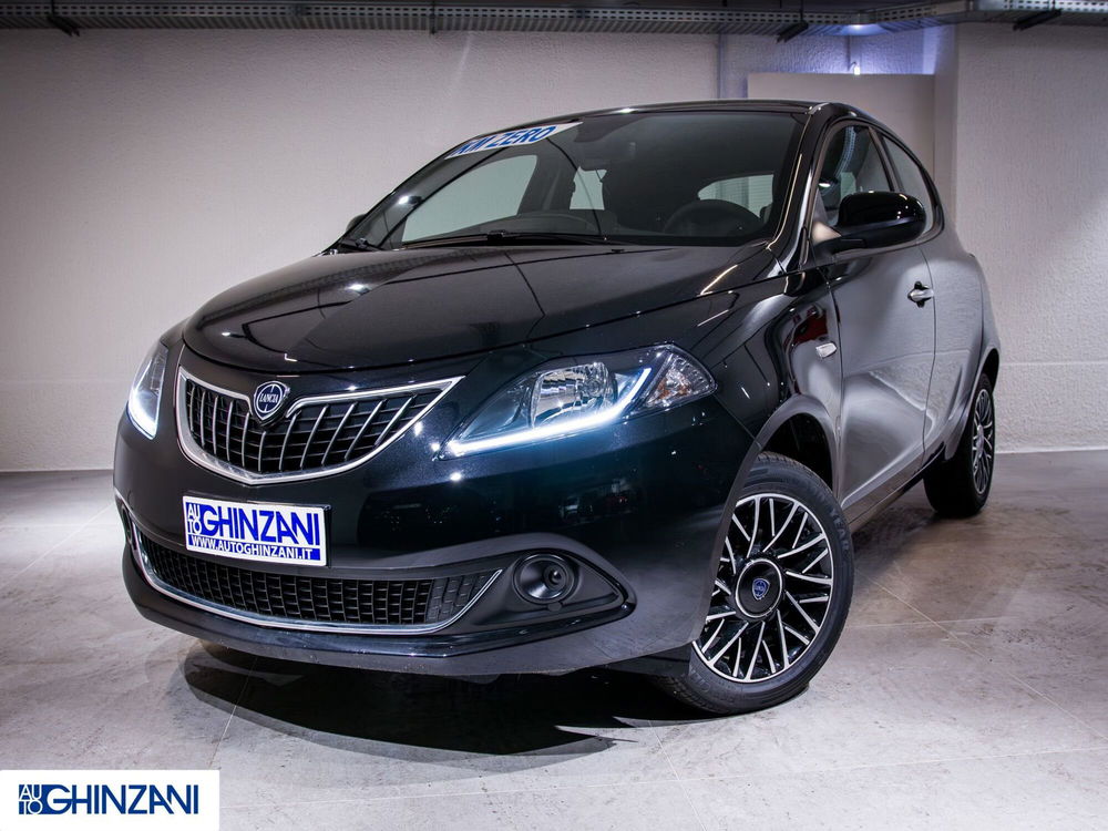 Lancia Ypsilon nuova a Bergamo (2)