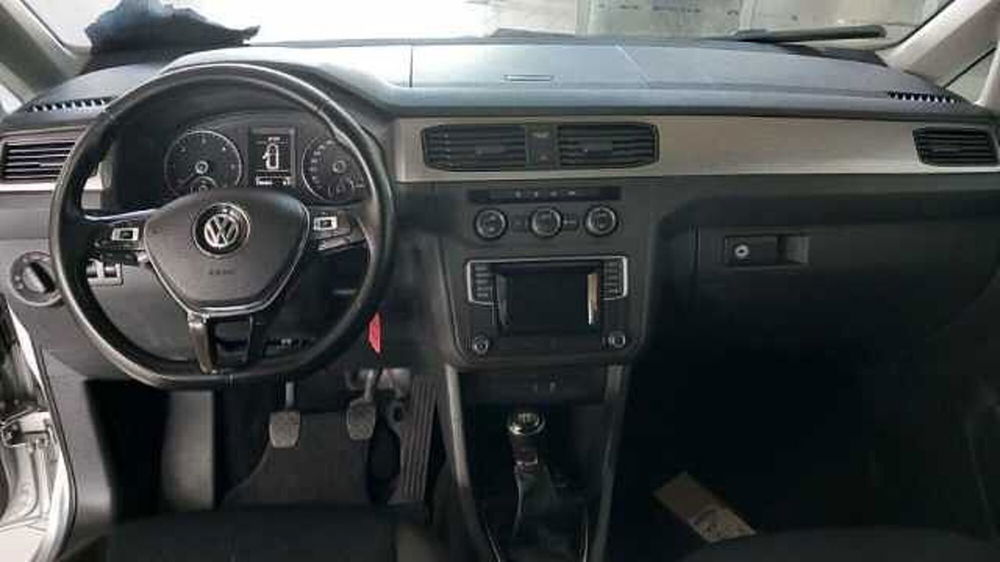 Volkswagen Caddy usata a Barletta-Andria-Trani (5)