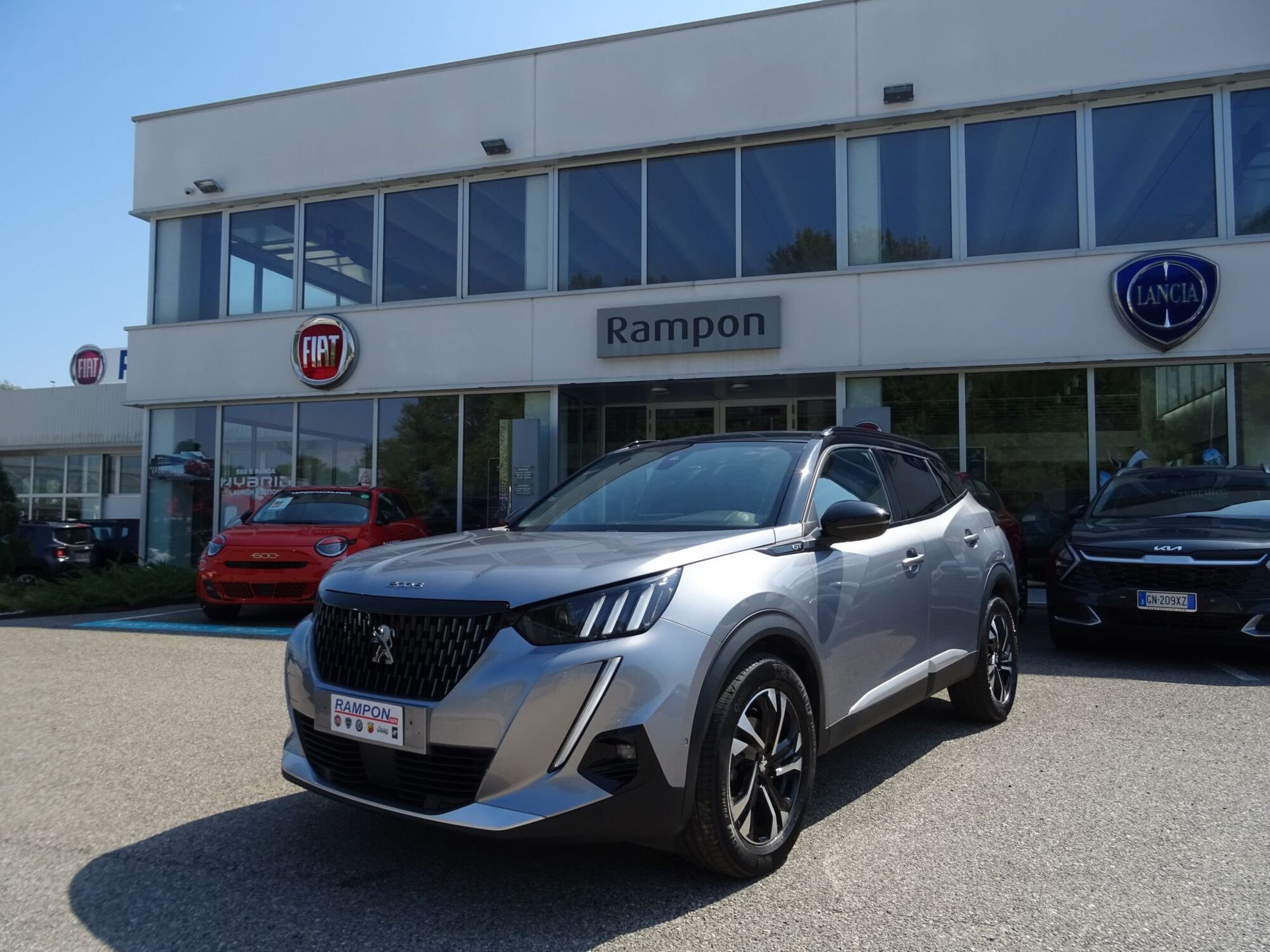 Peugeot 2008 PureTech 130 S&amp;S EAT8 GT Pack  del 2021 usata a San Dona&#039; Di Piave