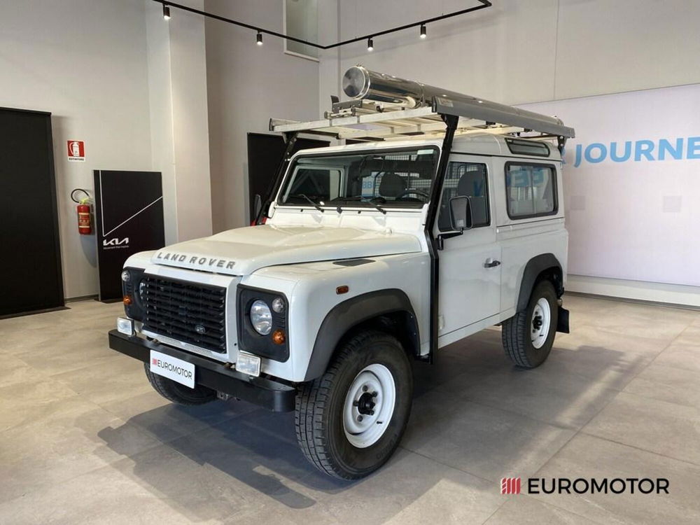 Land Rover Defender usata a Bari