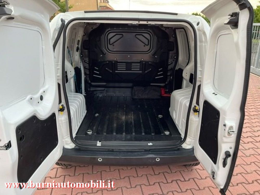 Fiat Fiorino usata a Milano (11)