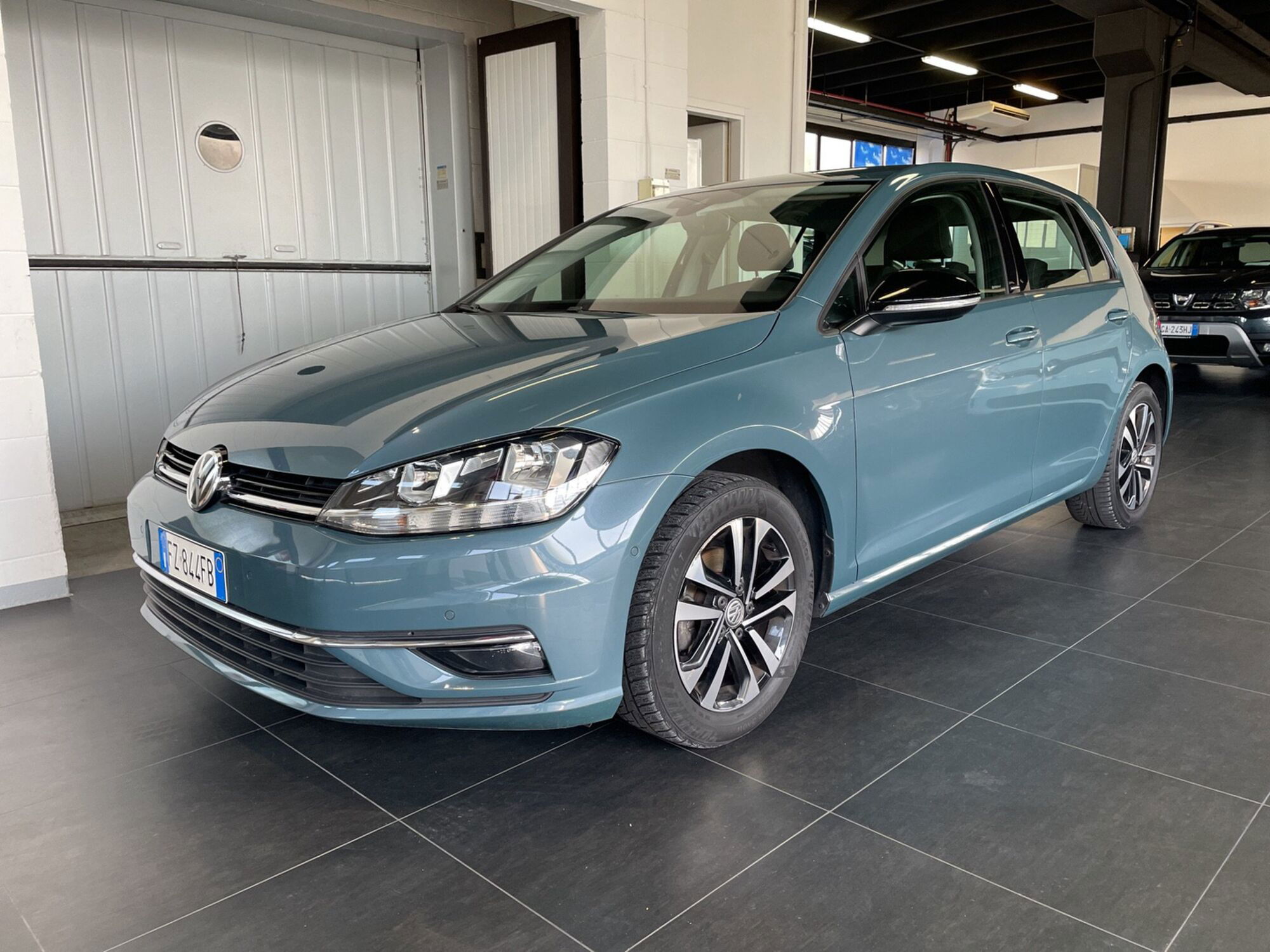 Volkswagen Golf 1.0 TSI 115 CV 5p. Trendline BlueMotion del 2019 usata a Saronno