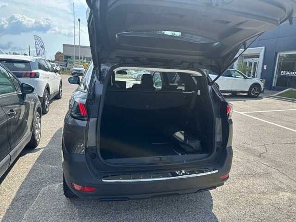 Peugeot 5008 usata a Ravenna (20)