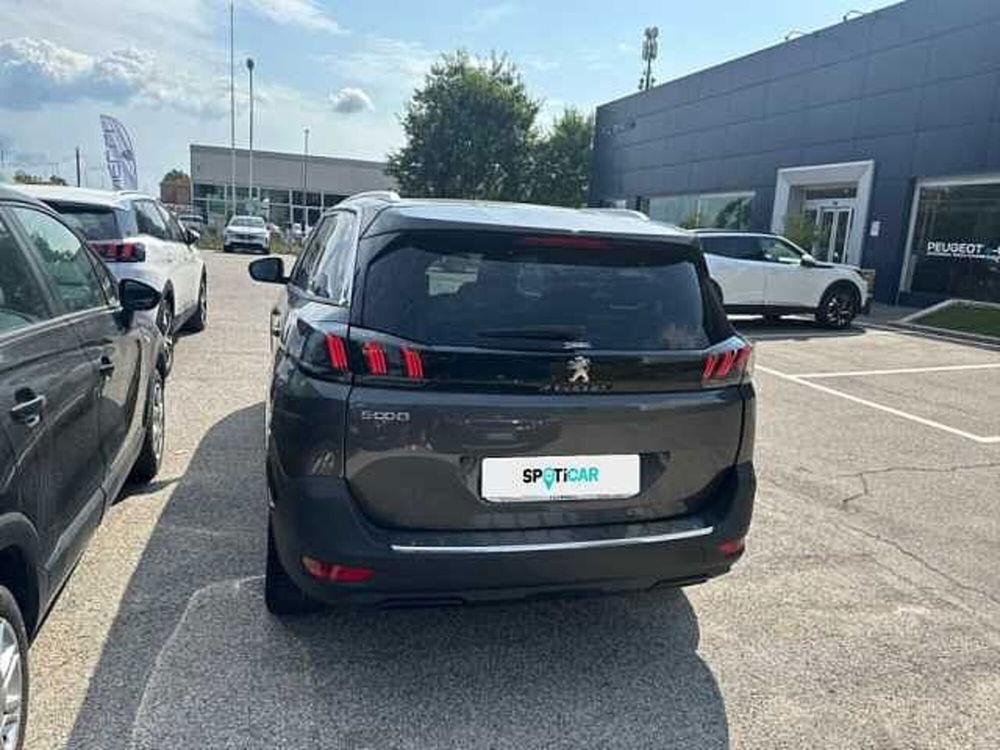 Peugeot 5008 usata a Ravenna (5)