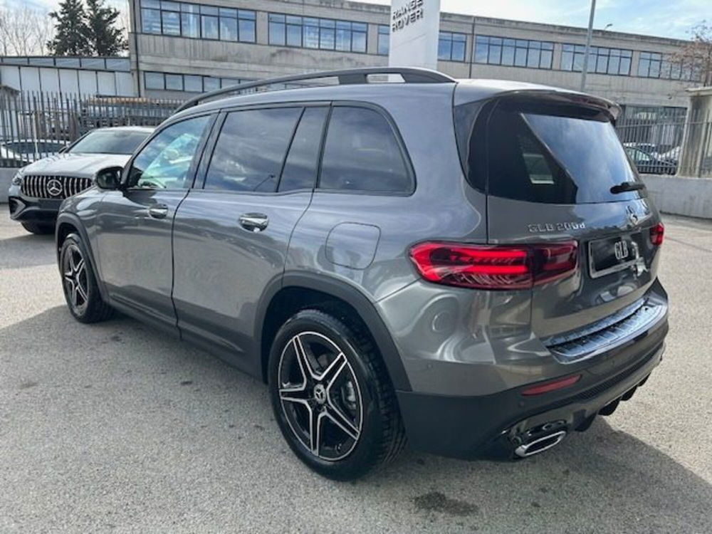 Mercedes-Benz GLB nuova a Potenza (4)