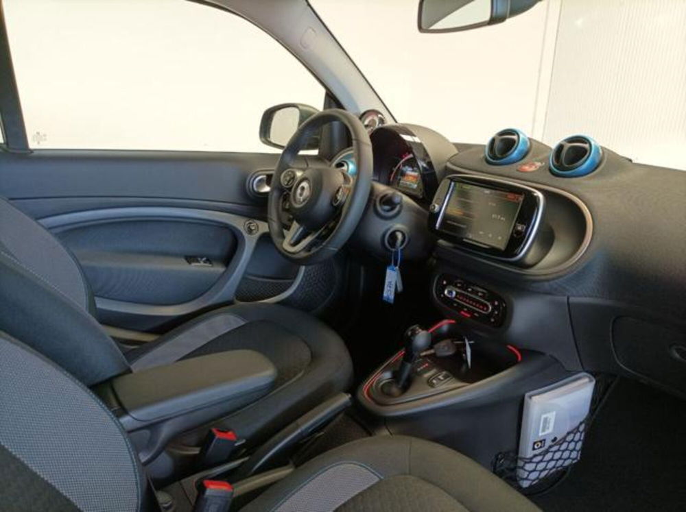 smart Fortwo Cabrio usata a Milano (13)