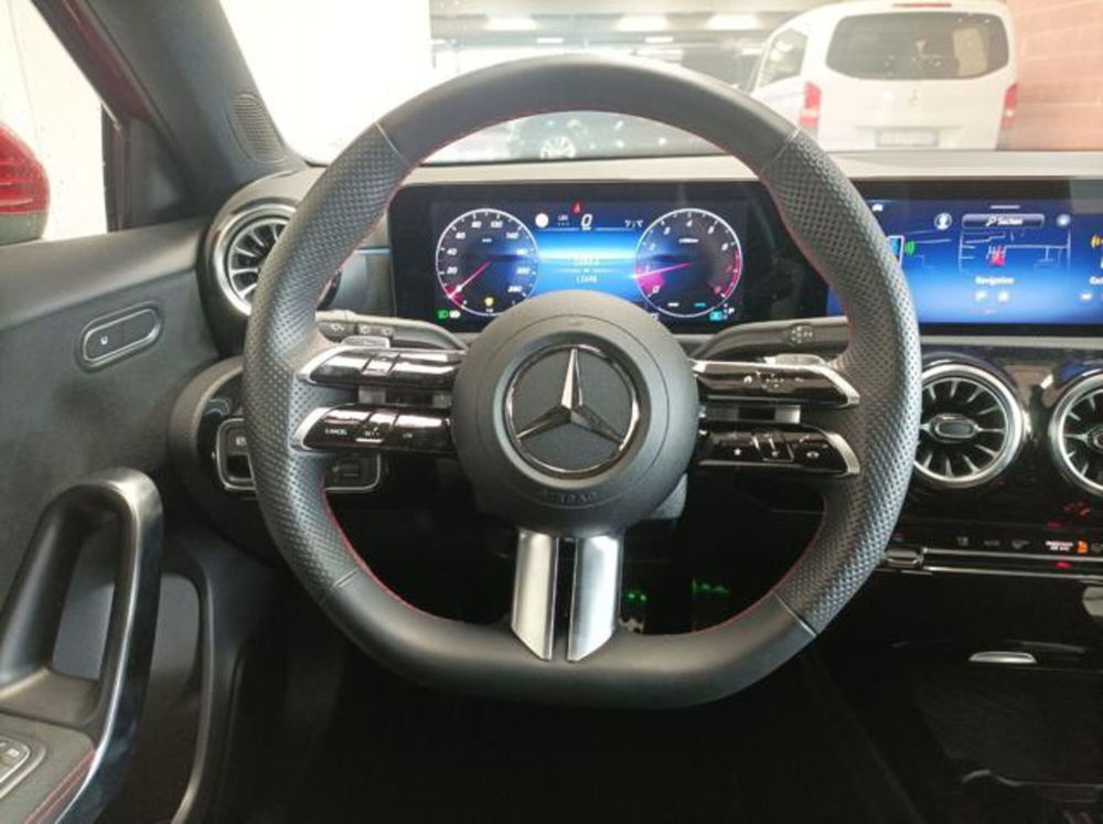 Mercedes-Benz Classe A usata a Milano (11)