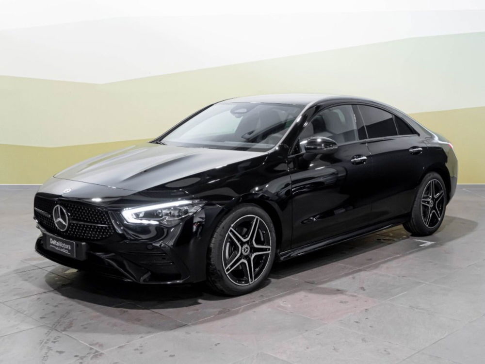 Mercedes-Benz CLA Shooting Brake nuova a Macerata