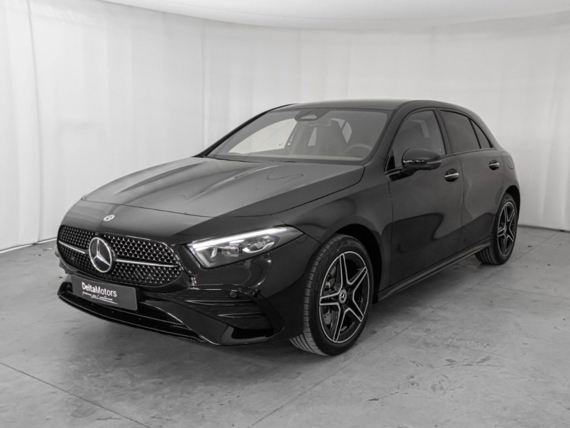 Mercedes-Benz Classe A Sedan 200 AMG Line Advanced Plus auto nuova a Montecosaro