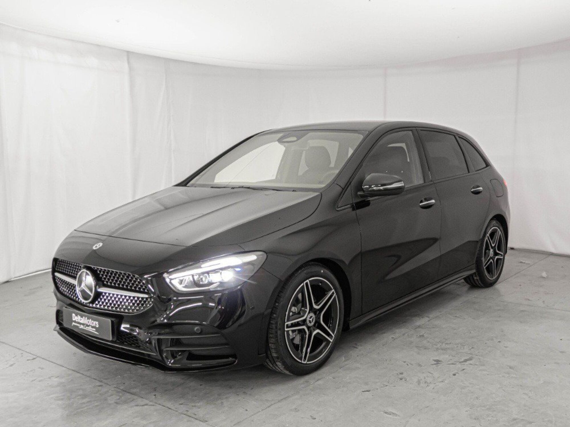 Mercedes-Benz Classe B 200 d AMG Line Advanced Plus auto nuova a Montecosaro