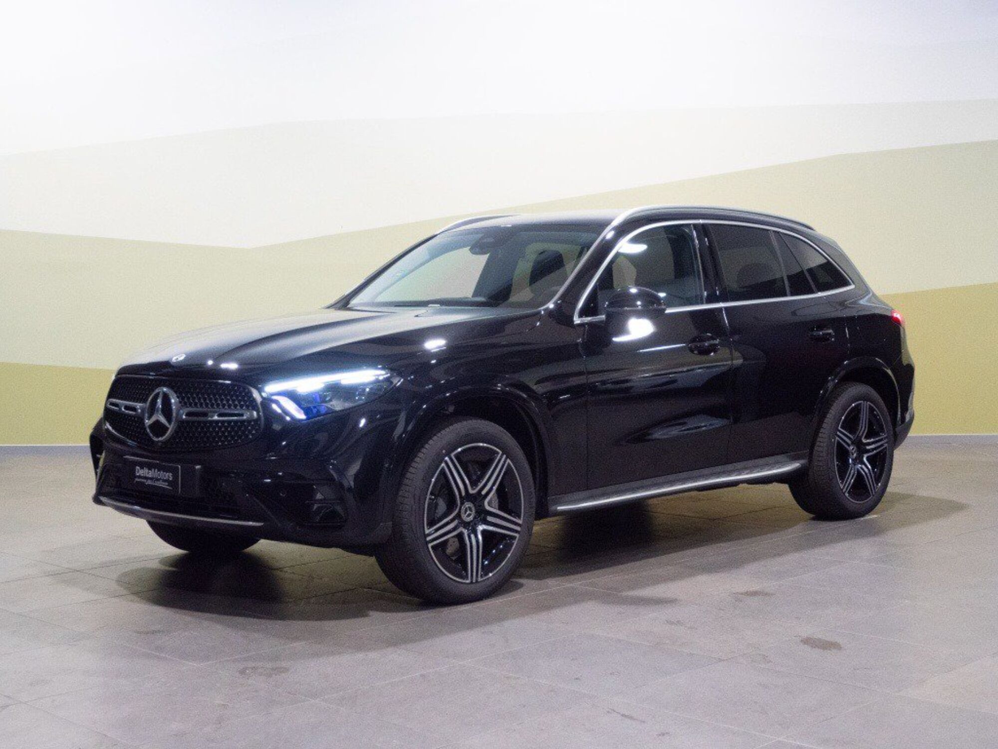 Mercedes-Benz GLC SUV 220 d mhev AMG Line Advanced 4matic auto nuova a Montecosaro