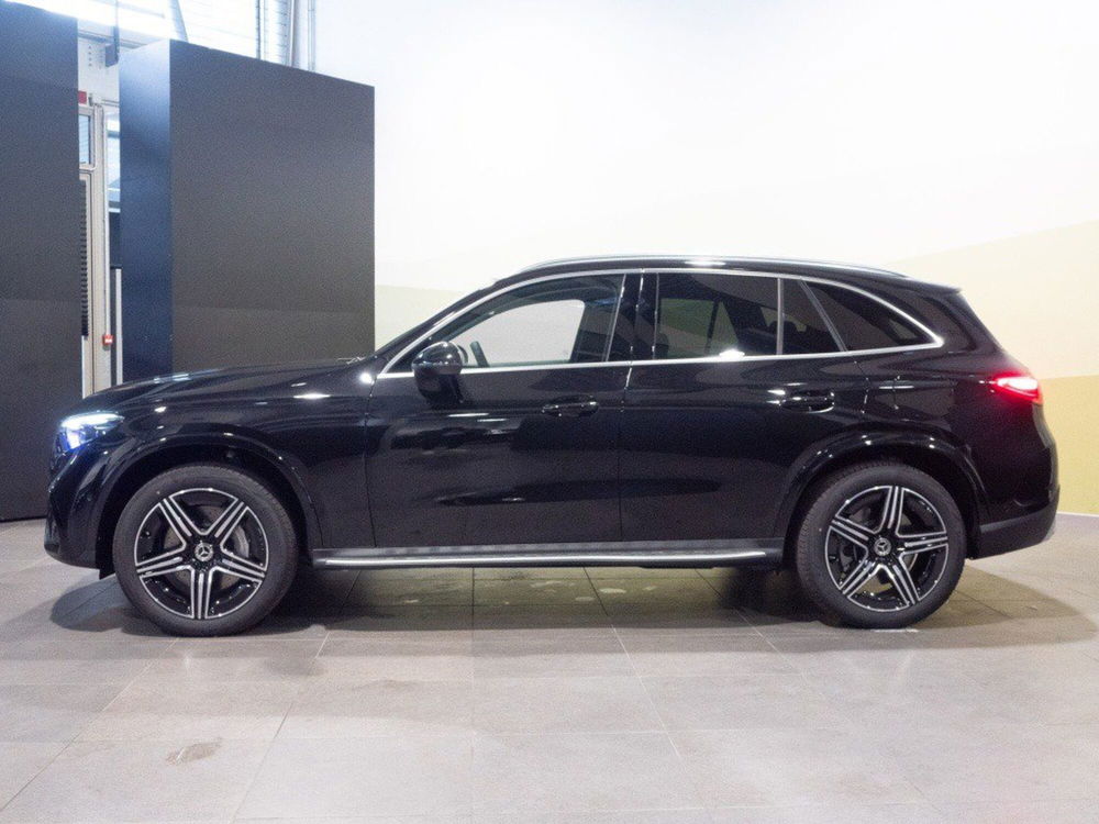 Mercedes-Benz GLC SUV nuova a Macerata (5)