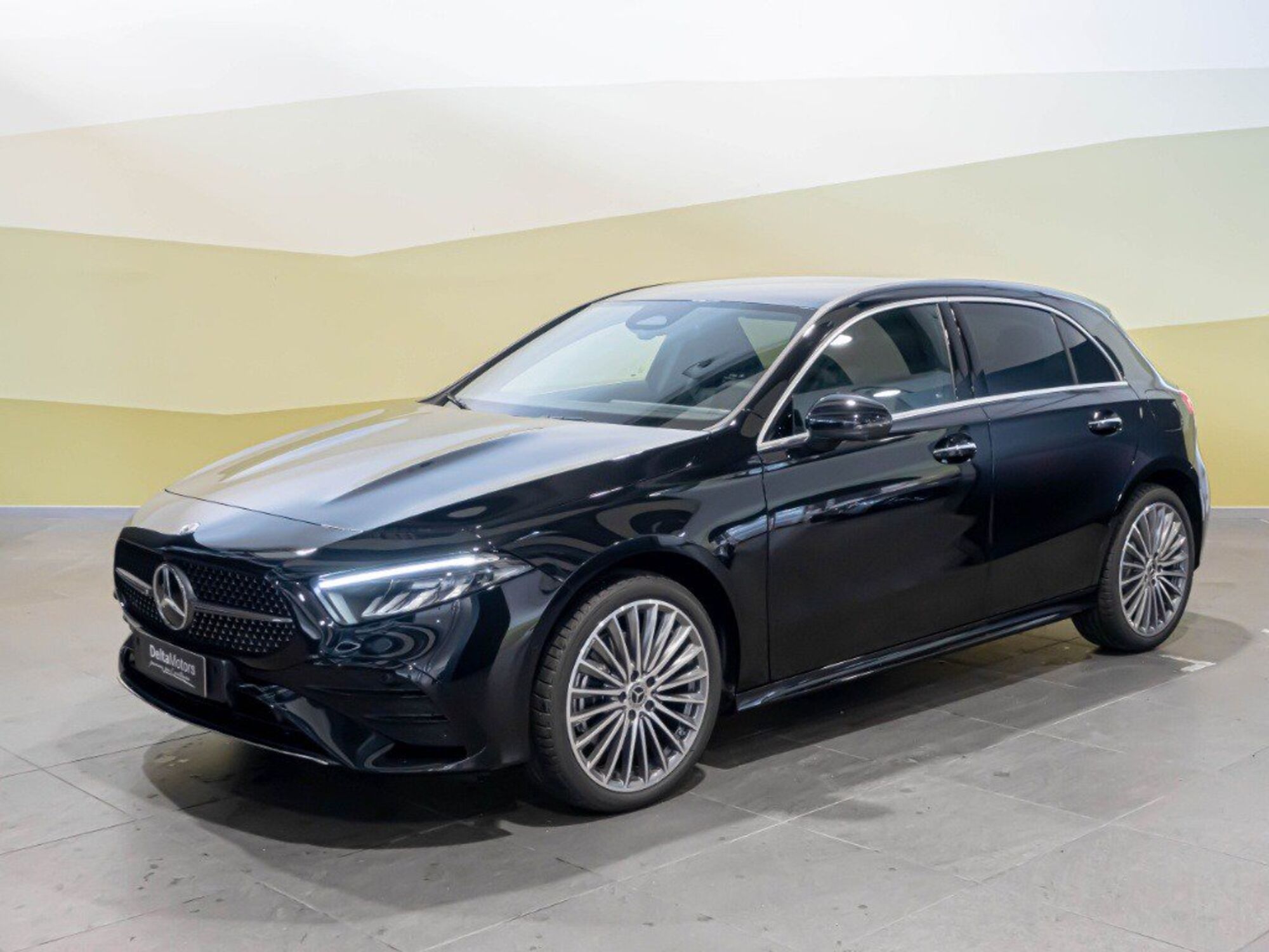 Mercedes-Benz Classe A Sedan 200 AMG Line Advanced Plus auto nuova a Ancona