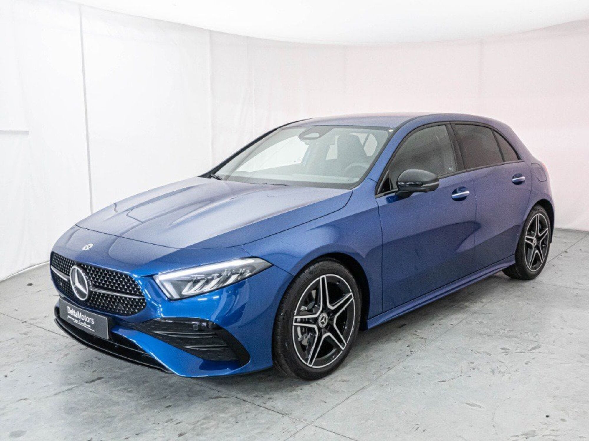 Mercedes-Benz Classe A Sedan 180 d AMG Line Advanced Plus auto nuova a Montecosaro