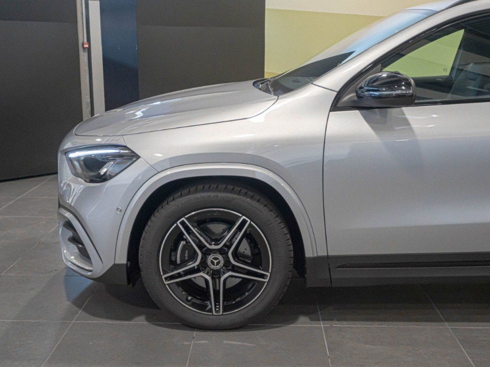 Mercedes-Benz GLA SUV nuova a Ancona (4)