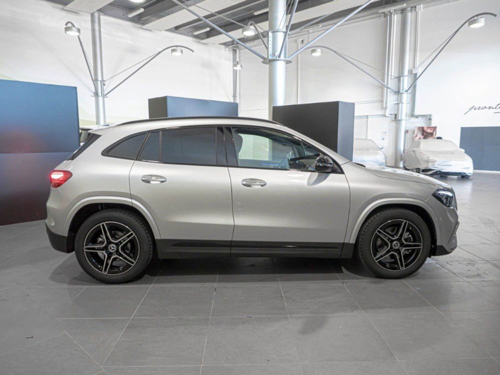 Mercedes-Benz GLA SUV nuova a Ancona (9)